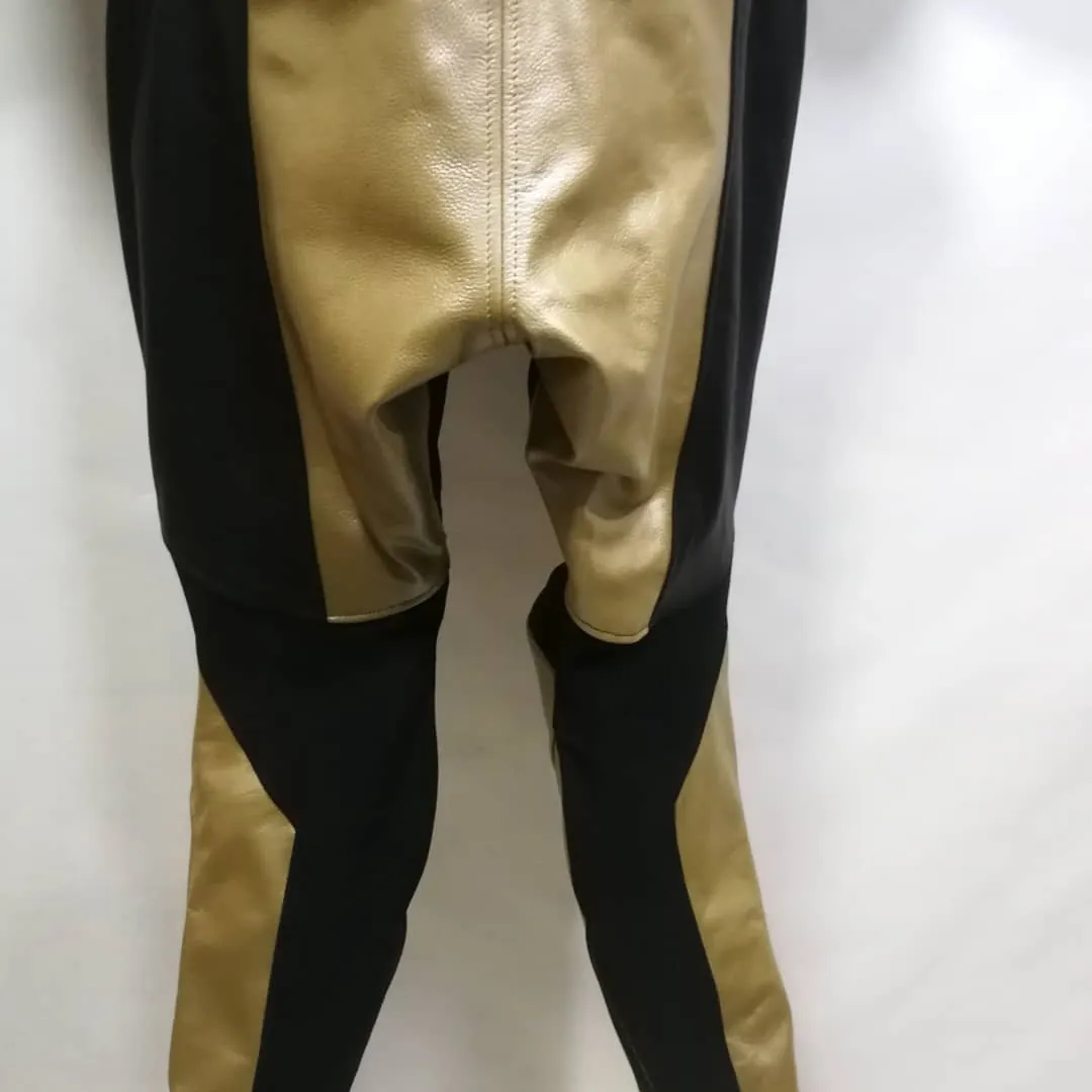 Handcrafted motorcycle leather racing suit from the Sazy workshop