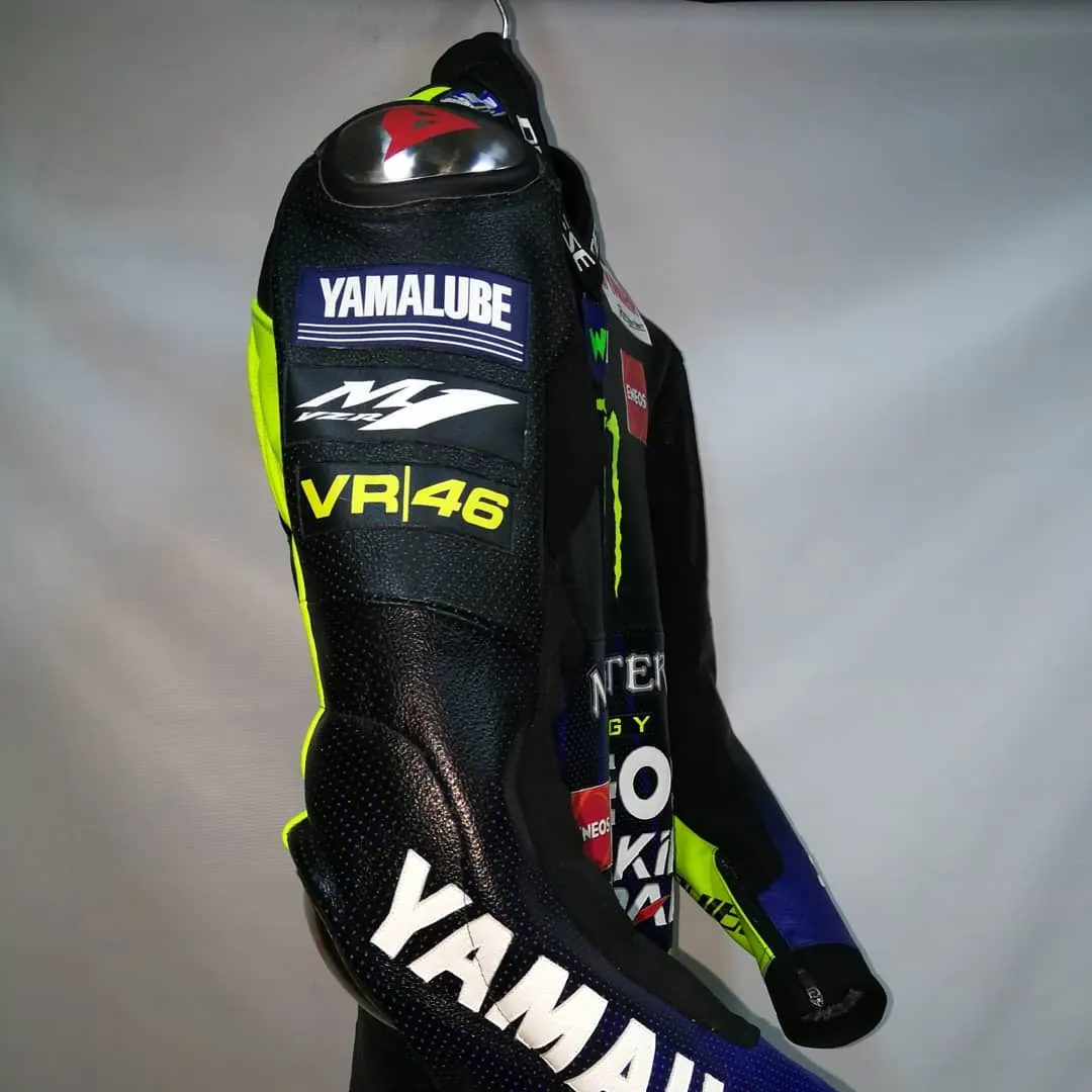 Handcrafted motorcycle leather racing suit from the Sazy workshop