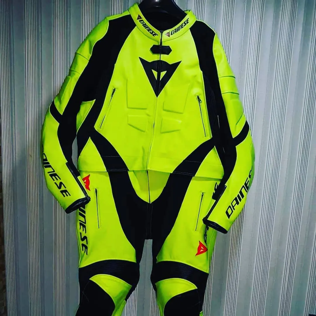 Handcrafted motorcycle leather racing suit from the Sazy workshop