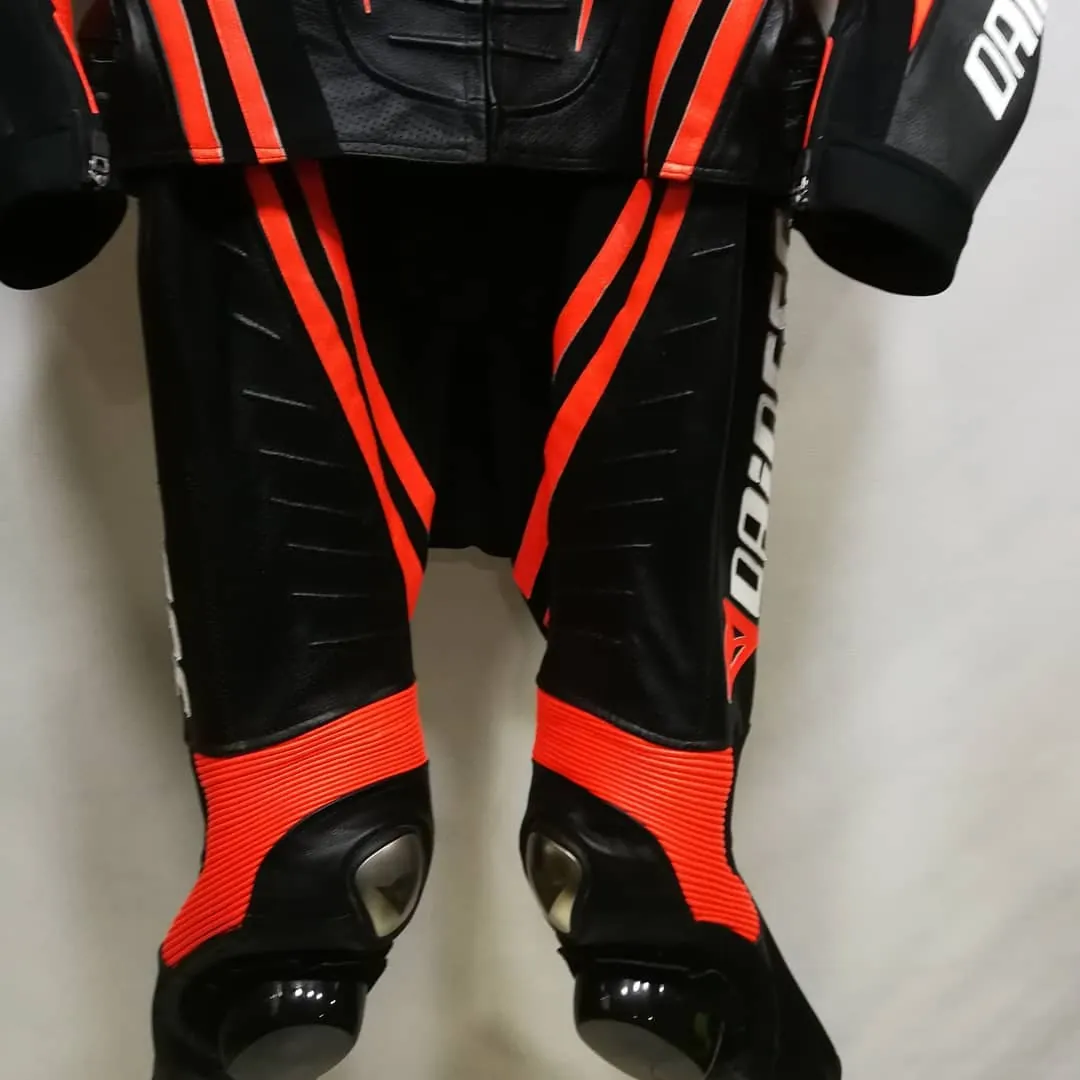 Handcrafted motorcycle leather racing suit from the Sazy workshop