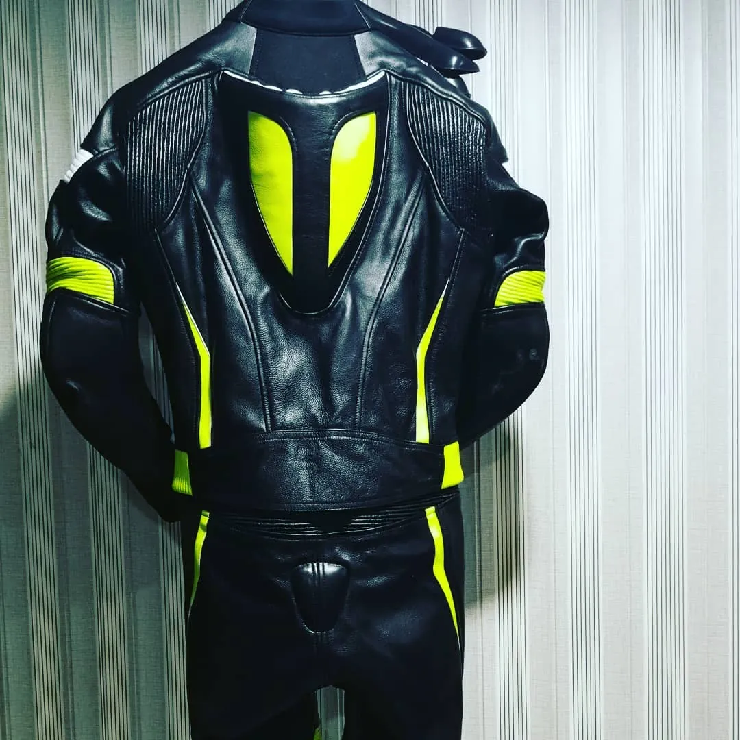 Handcrafted motorcycle leather racing suit from the Sazy workshop