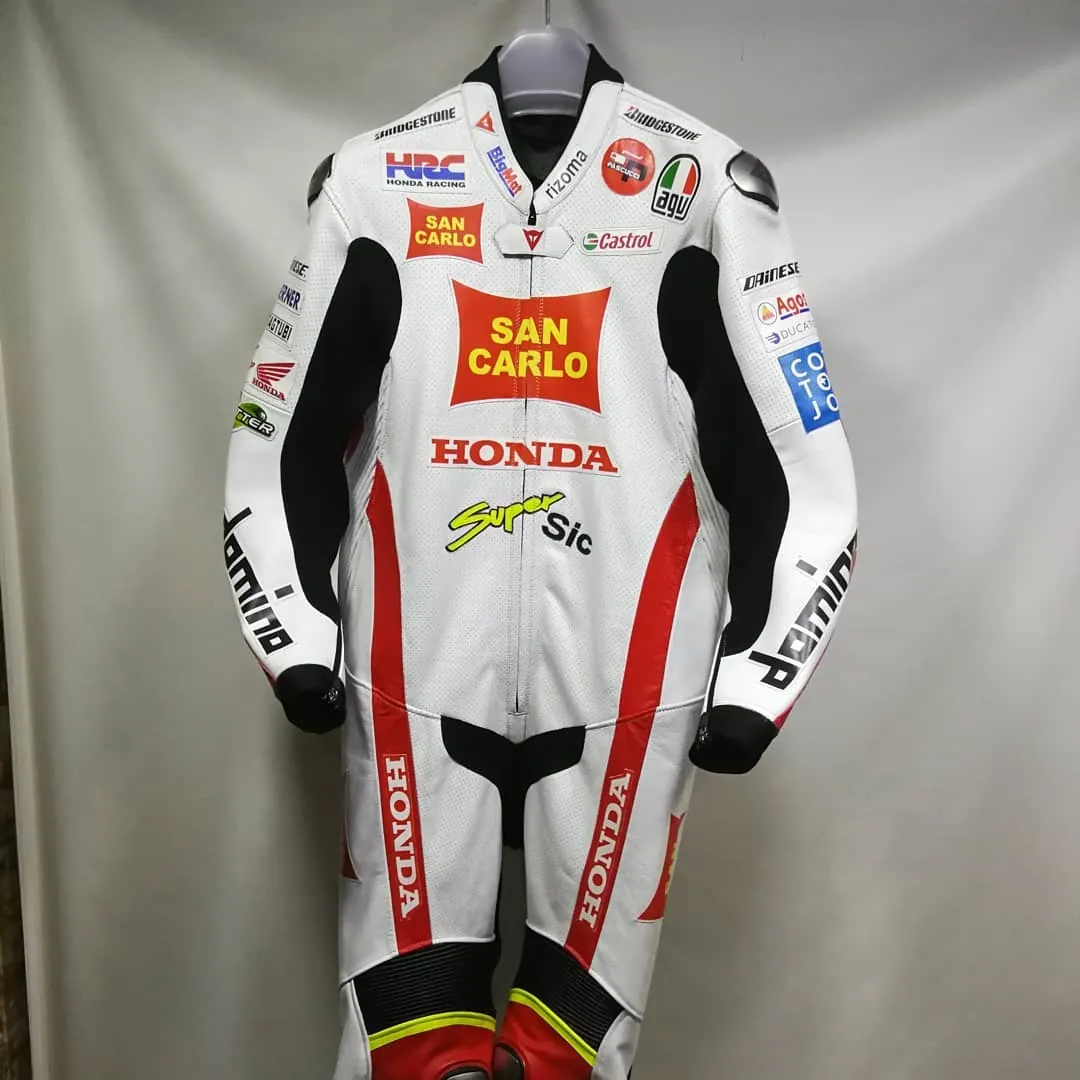 Handcrafted motorcycle leather racing suit from the Sazy workshop