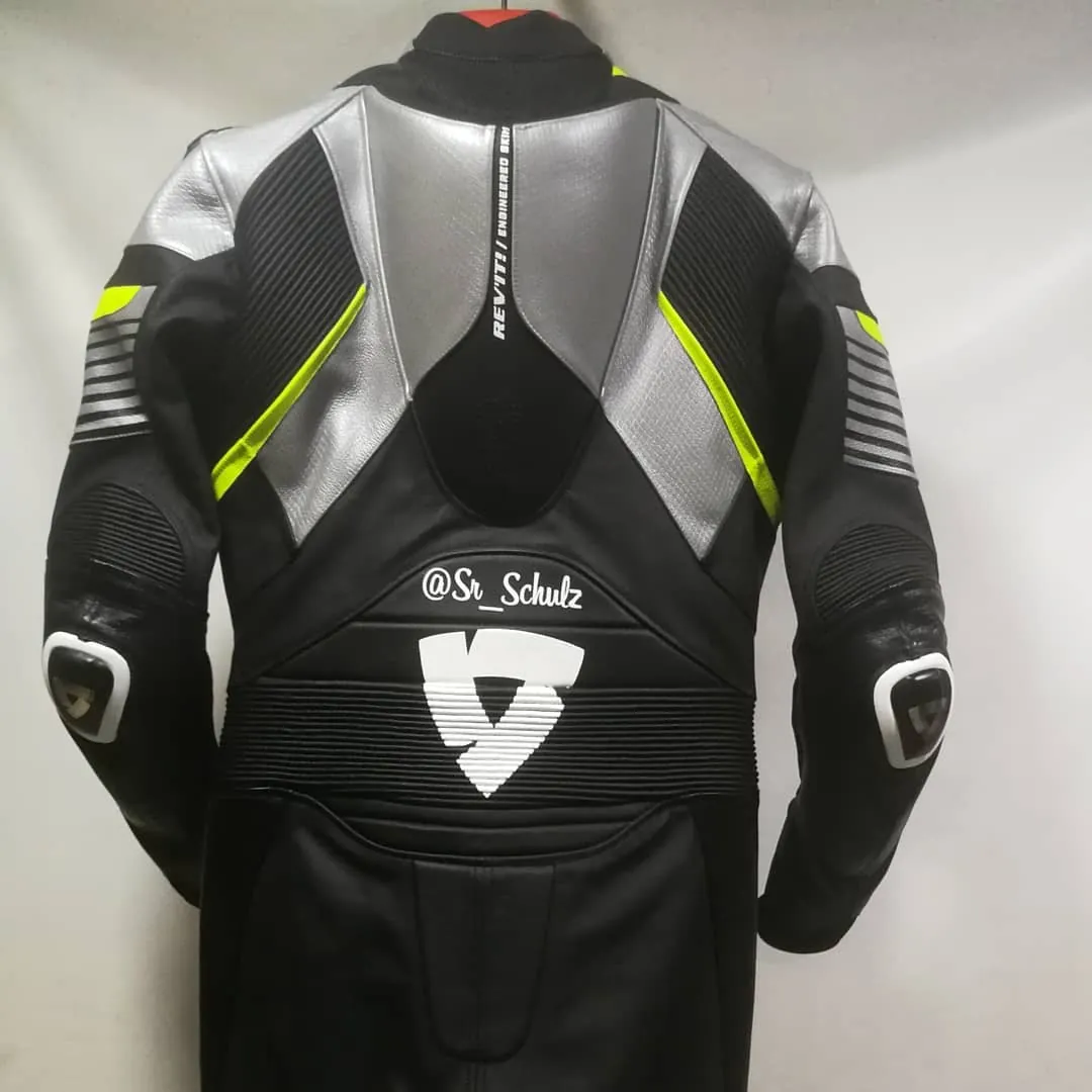 Handcrafted motorcycle leather racing suit from the Sazy workshop
