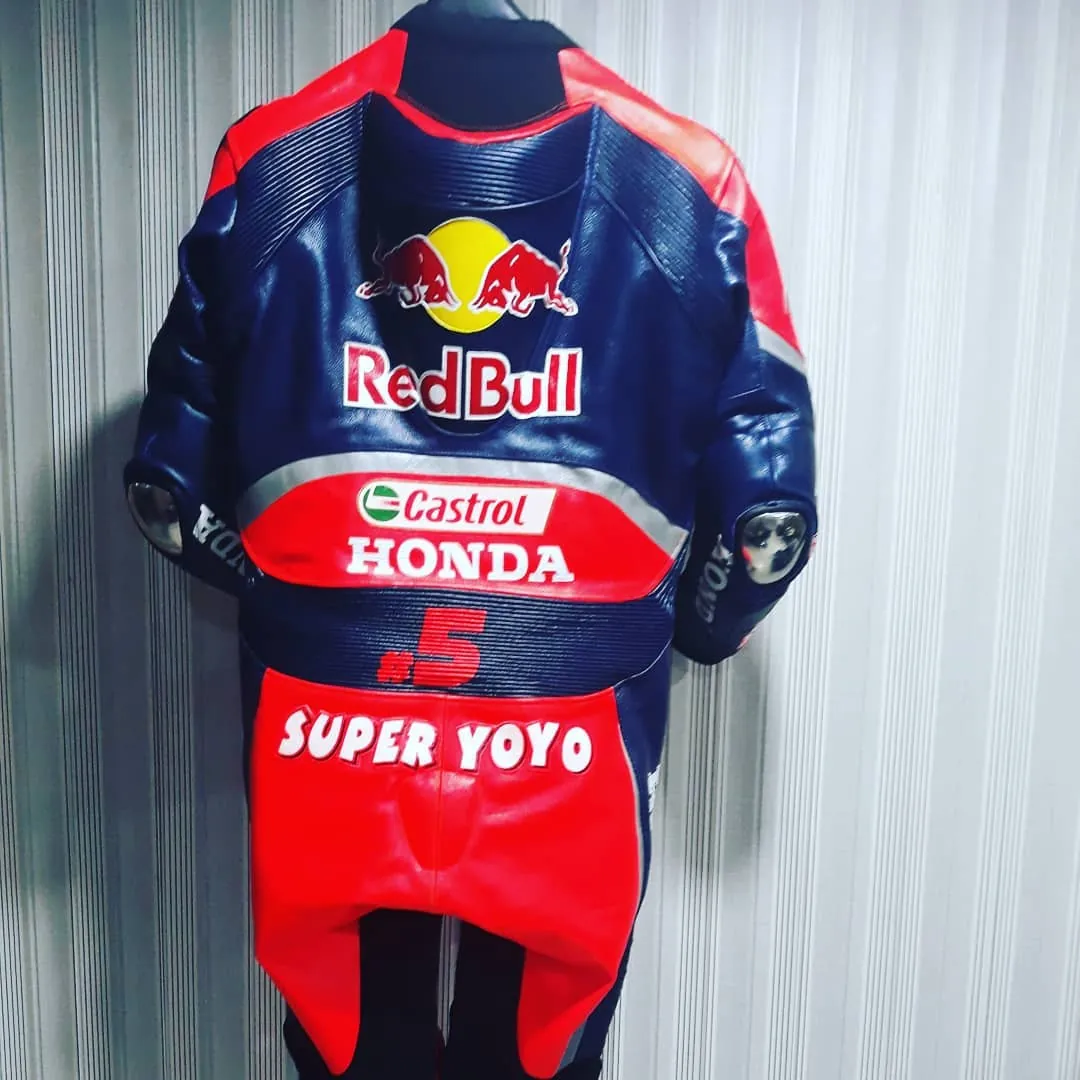 Handcrafted motorcycle leather racing suit from the Sazy workshop