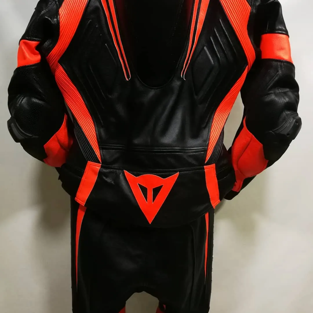Handcrafted motorcycle leather racing suit from the Sazy workshop
