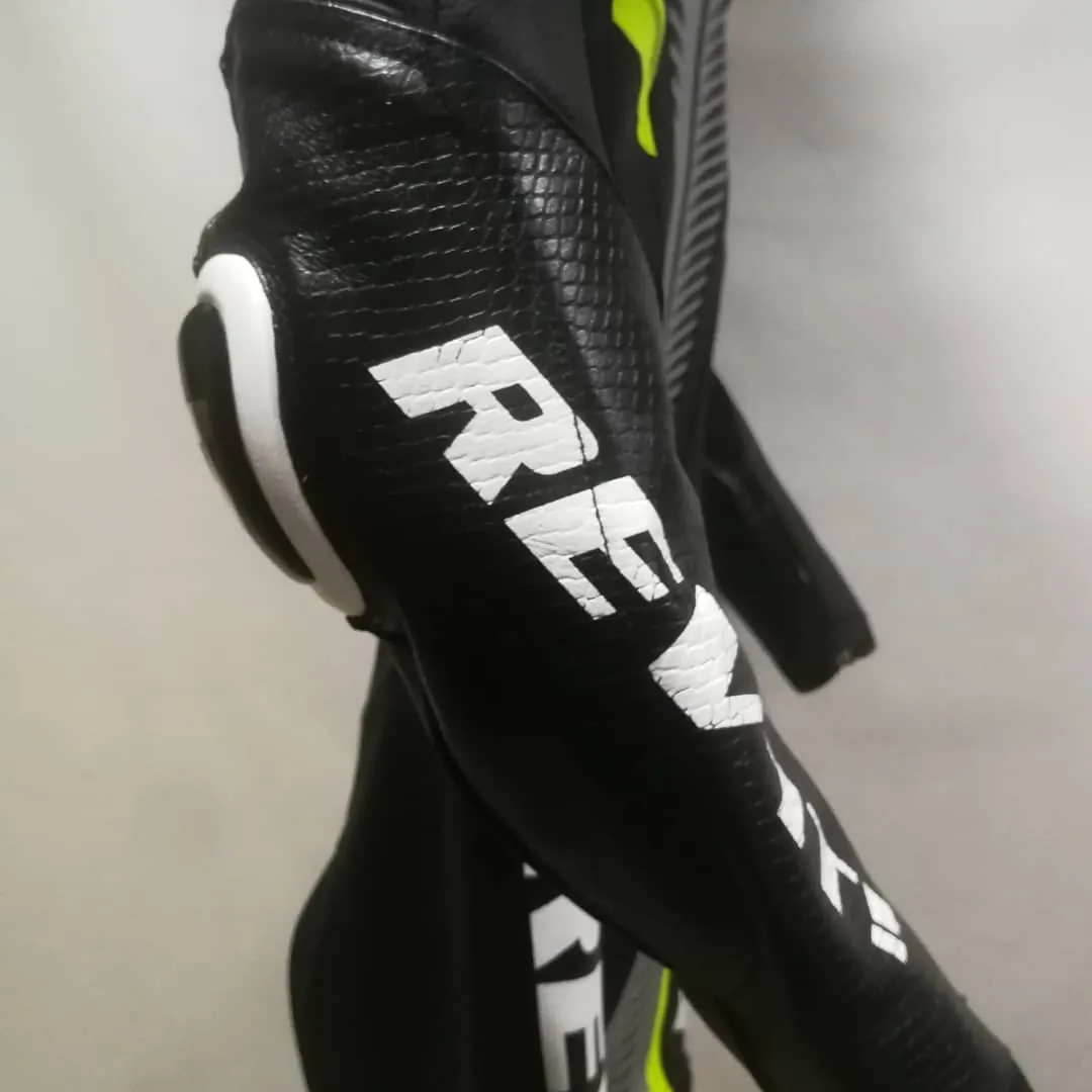 Handcrafted motorcycle leather racing suit from the Sazy workshop