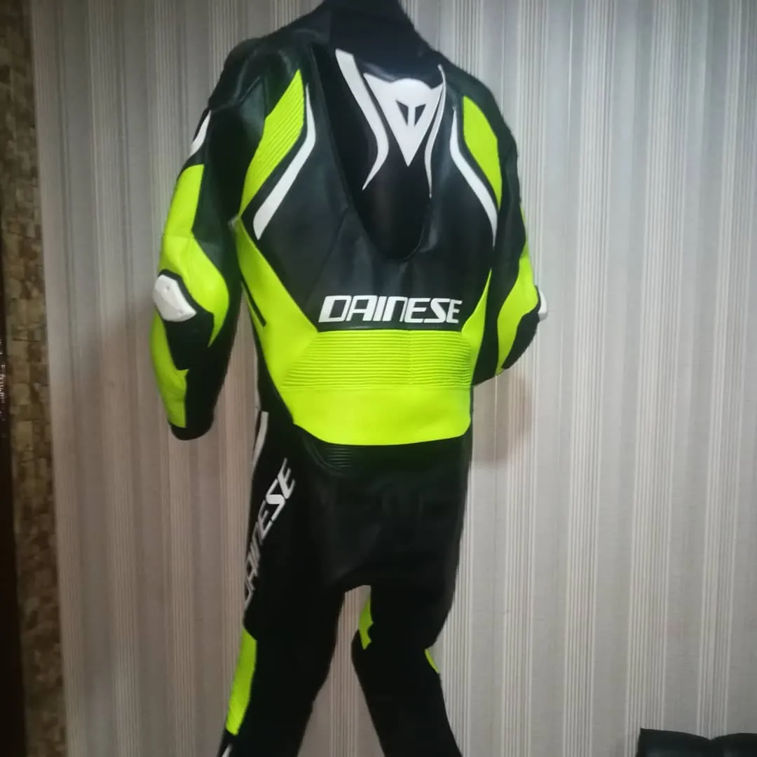 Handcrafted motorcycle leather racing suit from the Sazy workshop