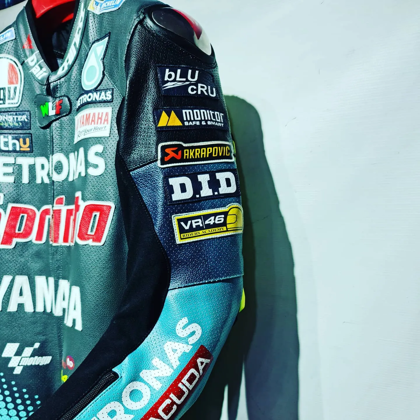 Handcrafted motorcycle leather racing suit from the Sazy workshop