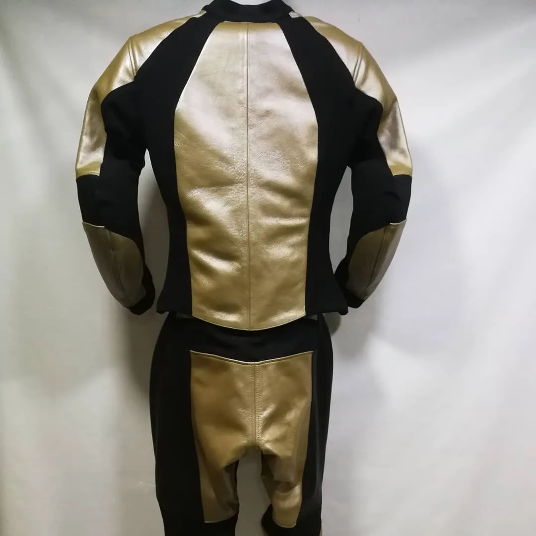 Handcrafted motorcycle leather racing suit from the Sazy workshop