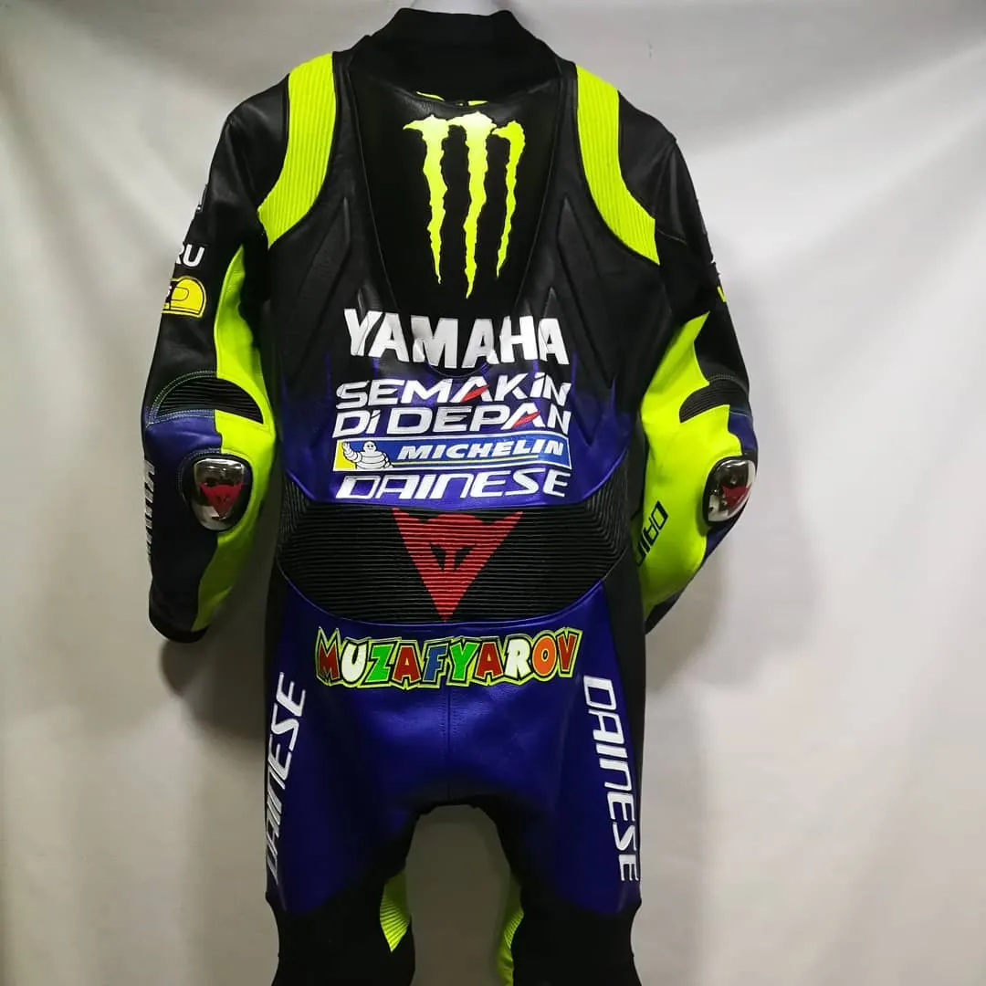 Handcrafted motorcycle leather racing suit from the Sazy workshop