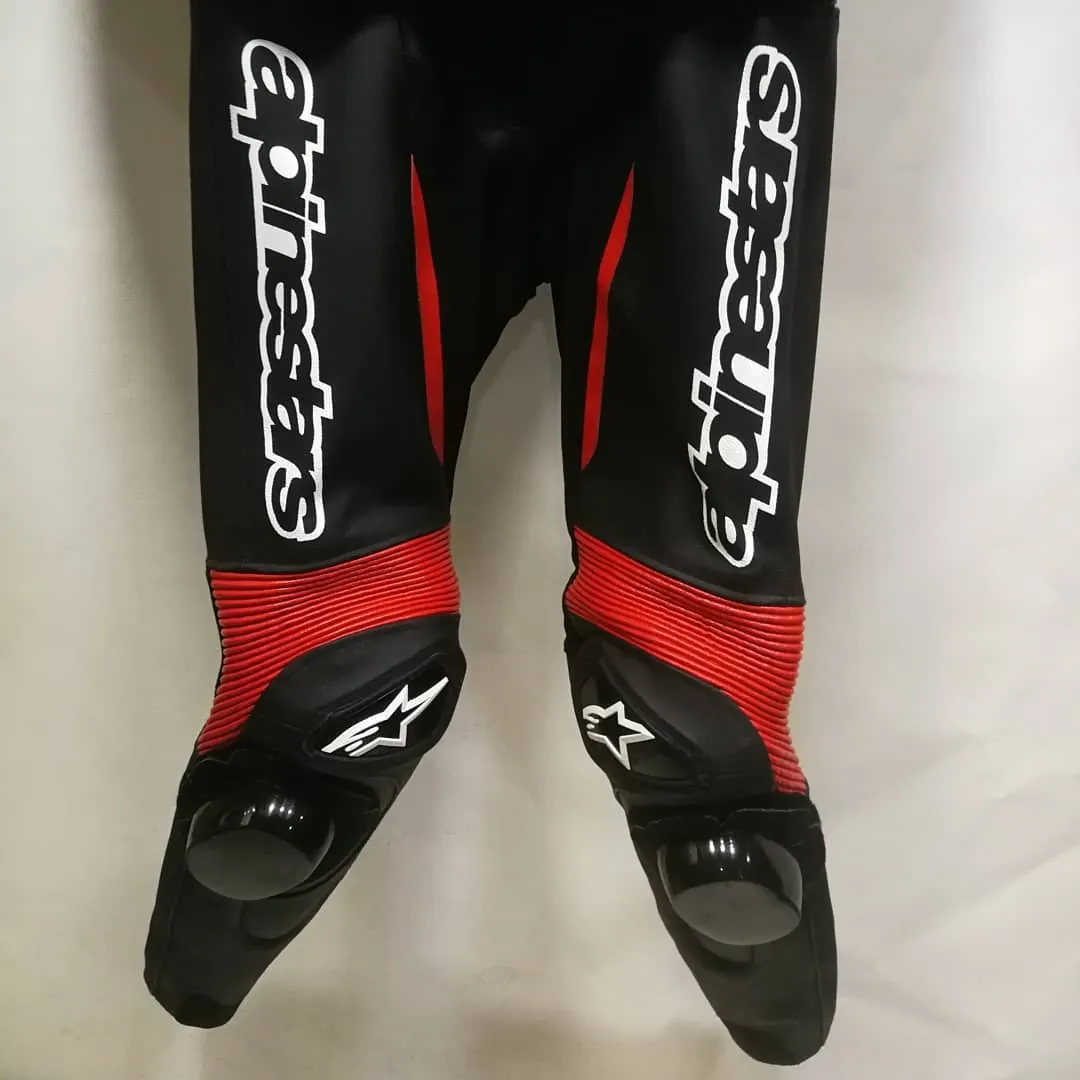 Handcrafted motorcycle leather racing suit from the Sazy workshop
