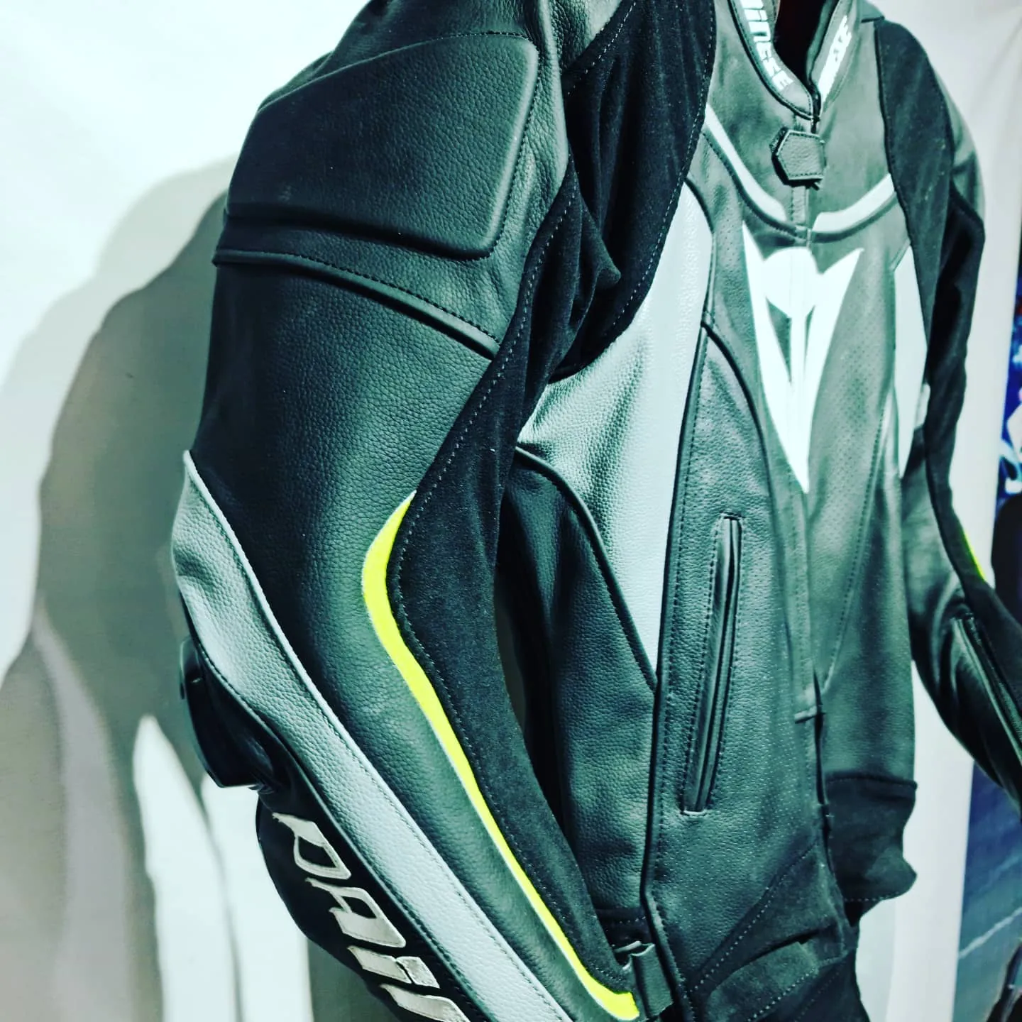 Handcrafted motorcycle leather racing suit from the Sazy workshop