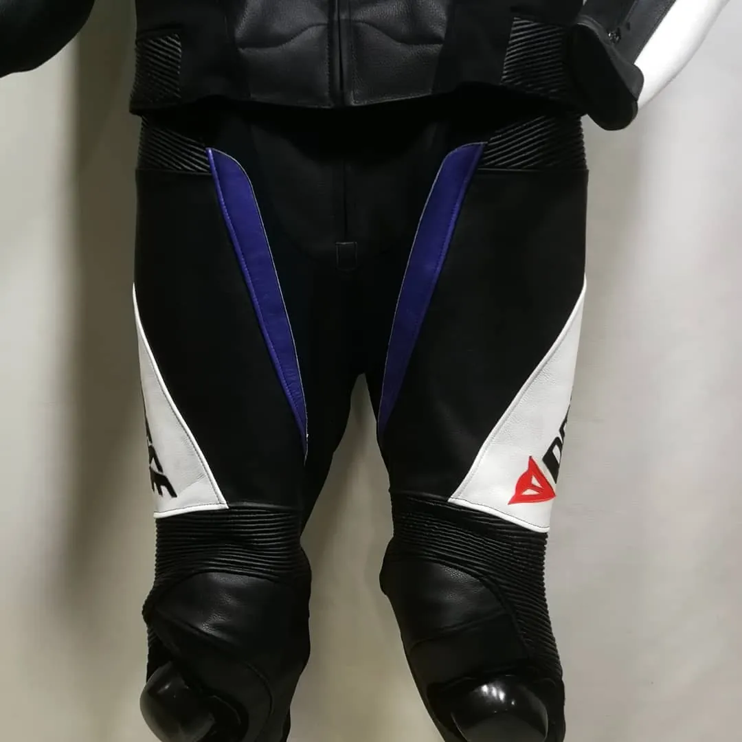 Handcrafted motorcycle leather racing suit from the Sazy workshop