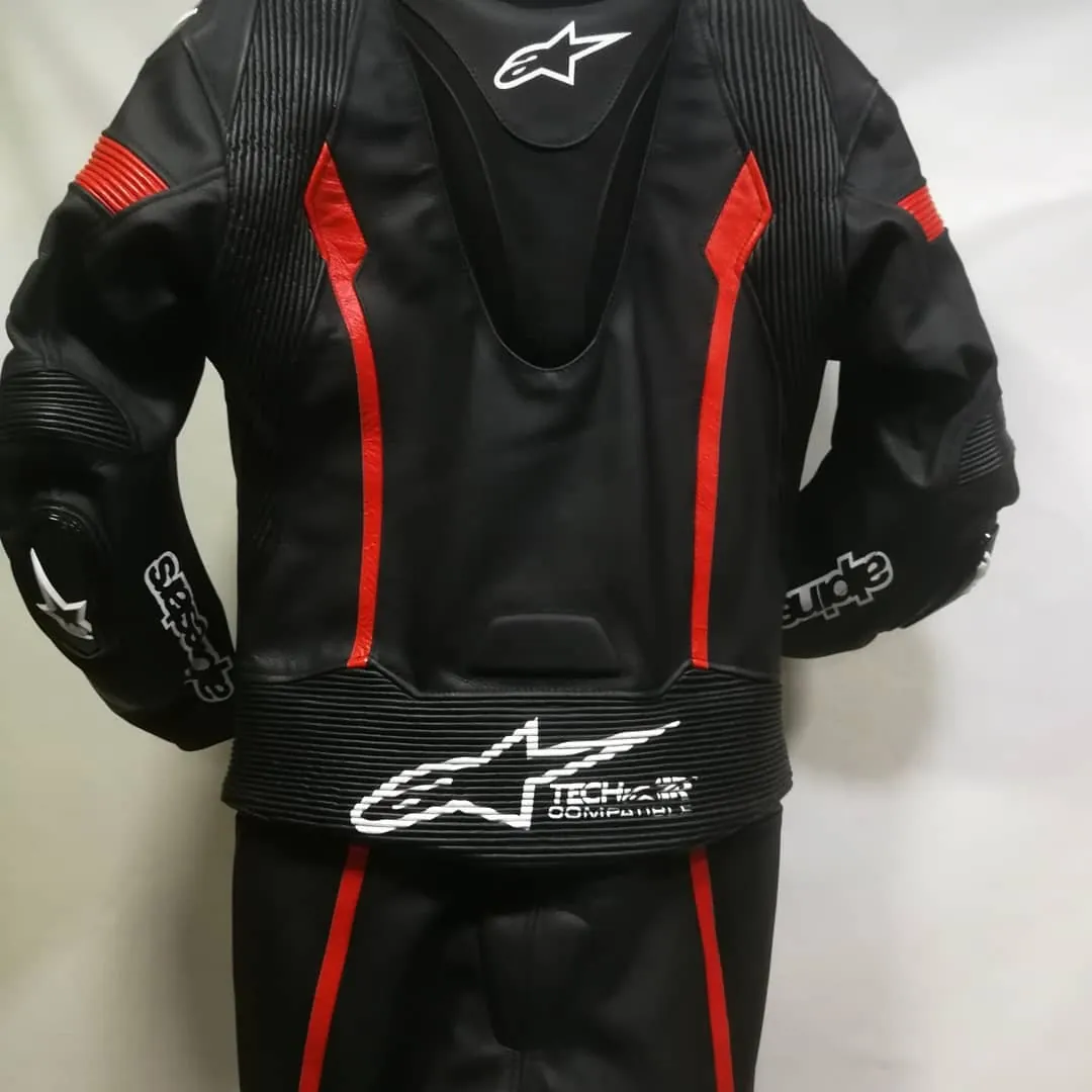 Handcrafted motorcycle leather racing suit from the Sazy workshop